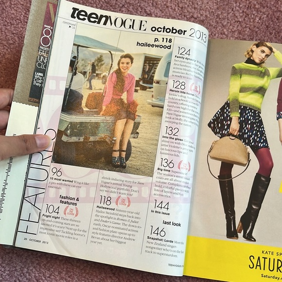 2013 Teen Vogue Hailee Steinfeld October 2013 Edition Y2K - Picture 6 of 10